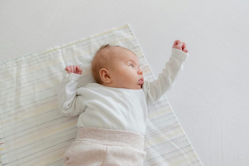10 crucial rules for visiting a newborn